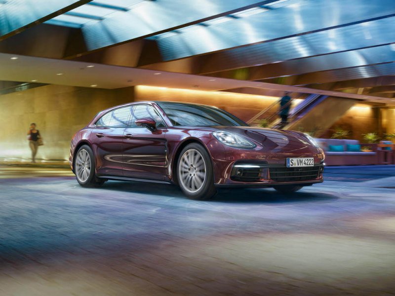 PORSCHE Panamera neuve